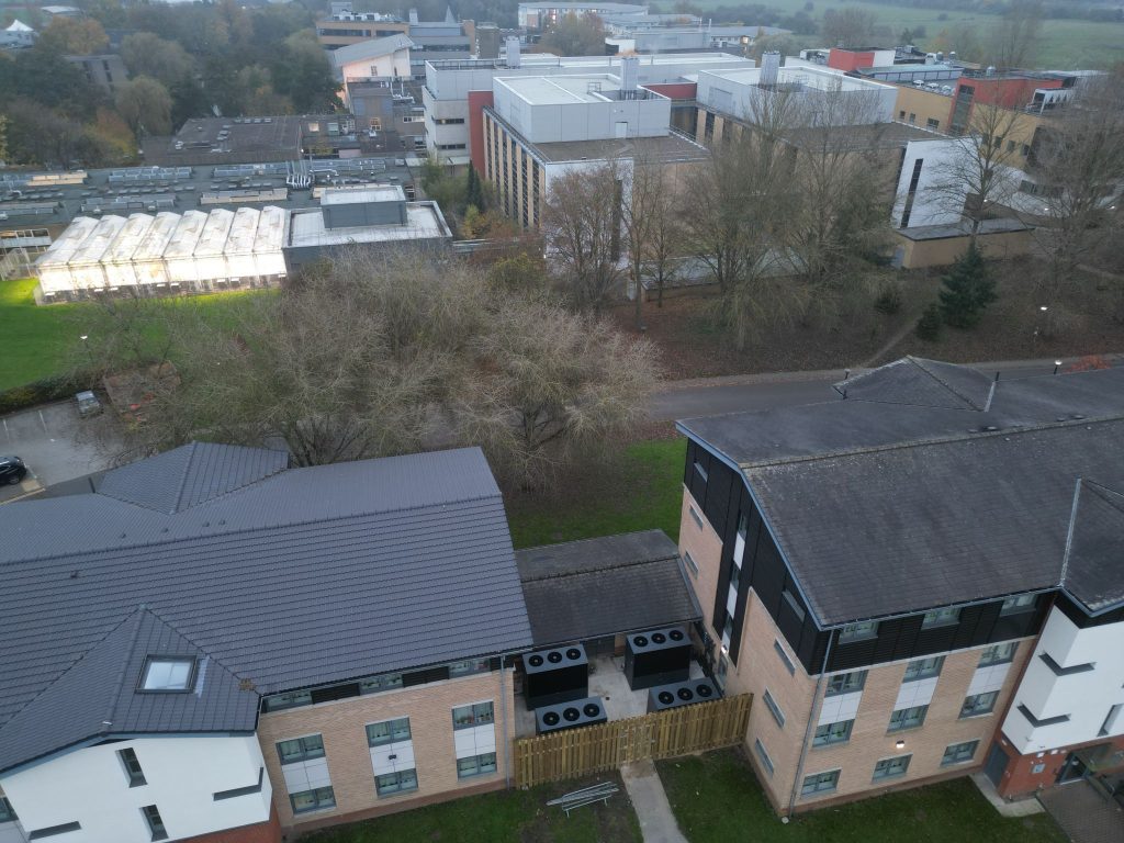 Benefits of air source heat pumps